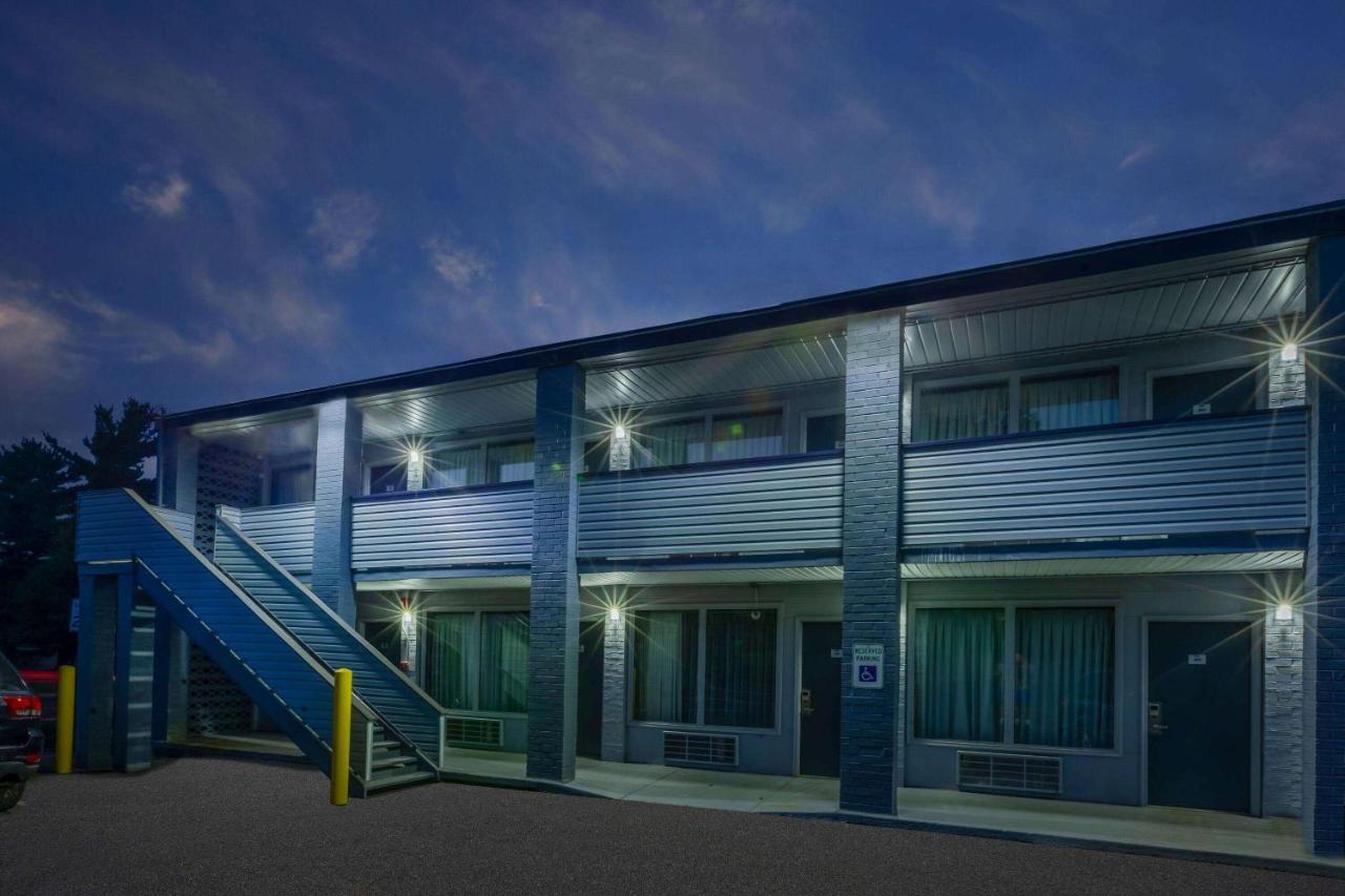 Travelodge By Wyndham Charles Town - Harpers Ferry מראה חיצוני תמונה