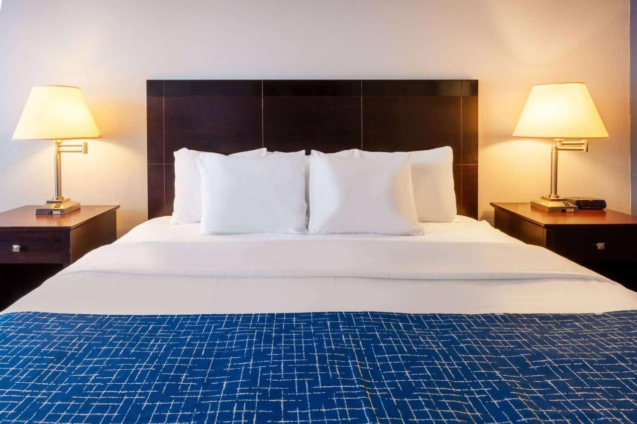 Travelodge By Wyndham Charles Town - Harpers Ferry מראה חיצוני תמונה