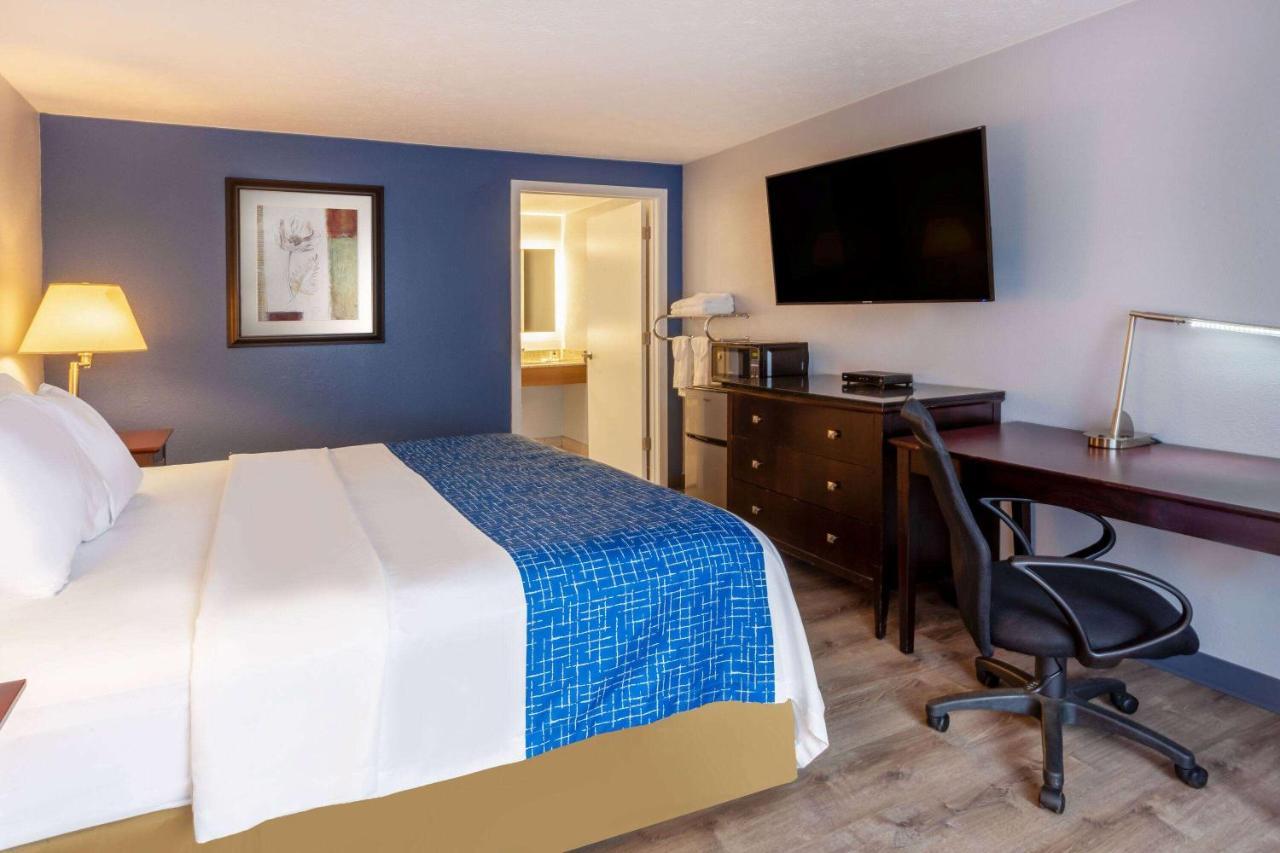 Travelodge By Wyndham Charles Town - Harpers Ferry מראה חיצוני תמונה
